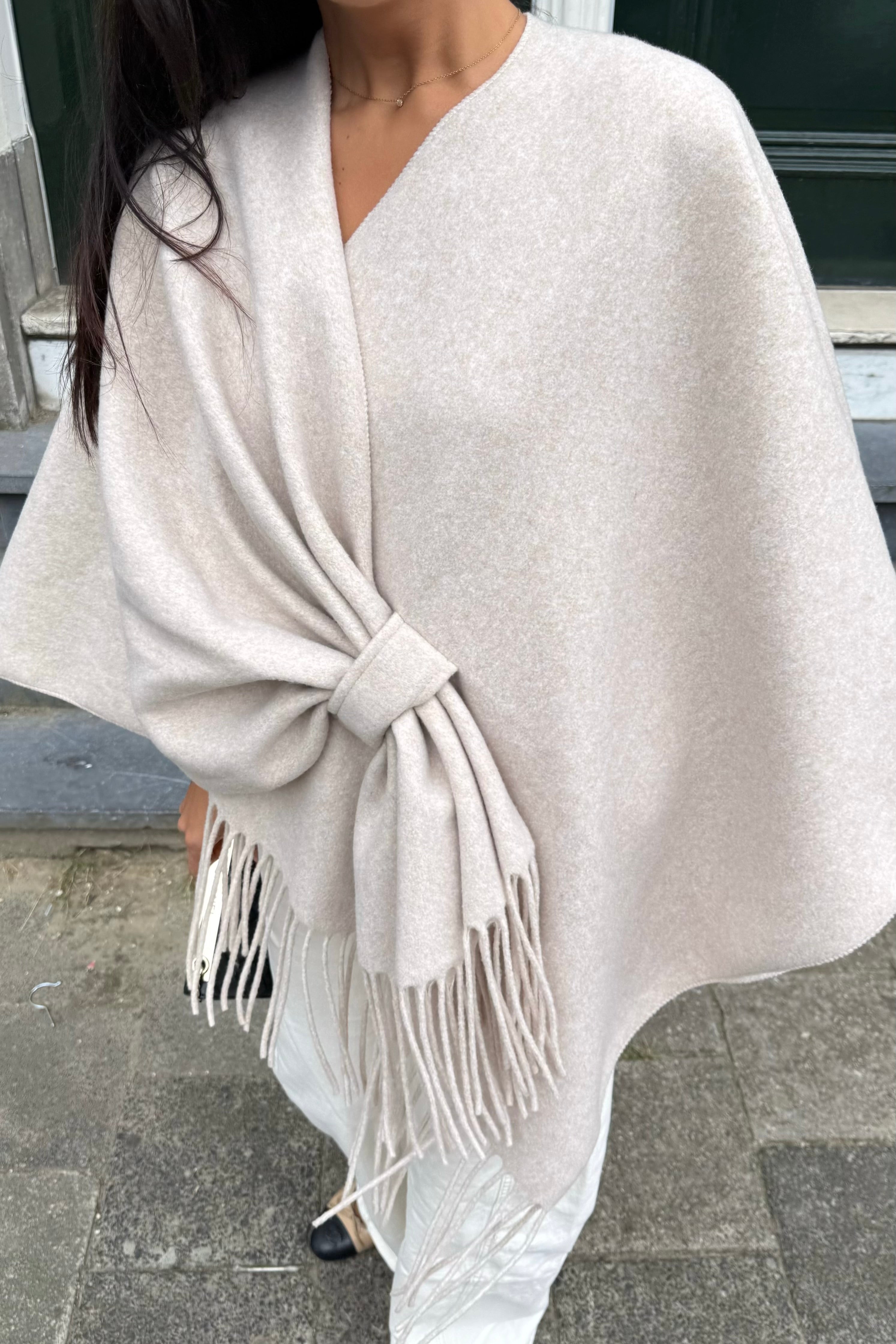 Olivia Poncho