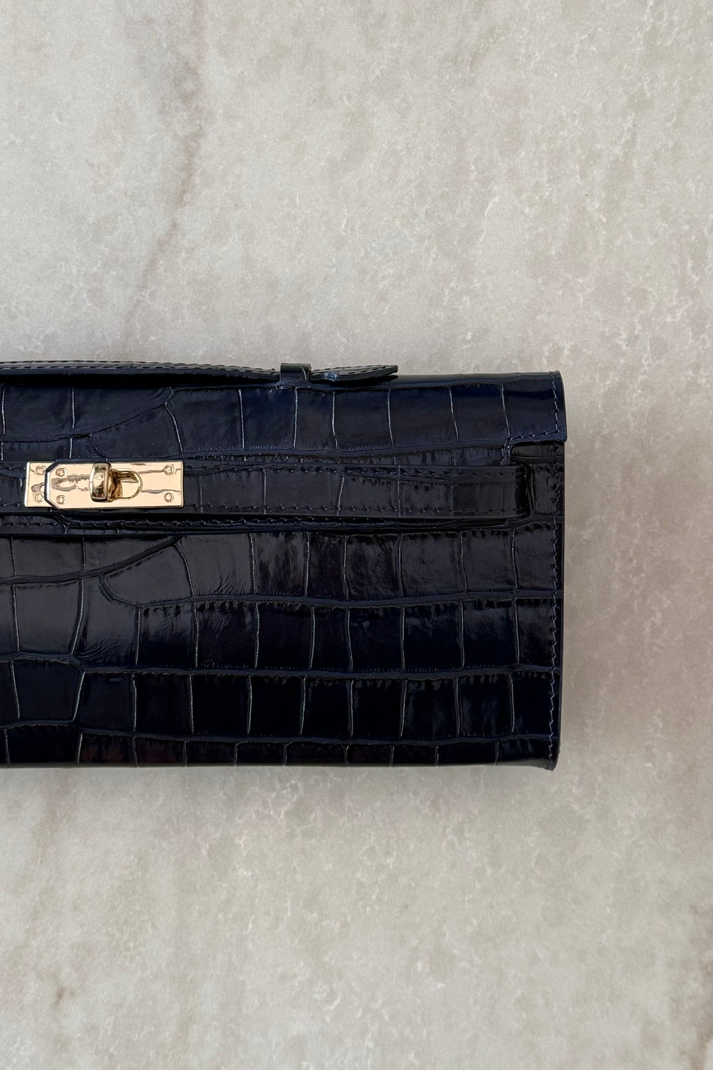 Croc Clutch