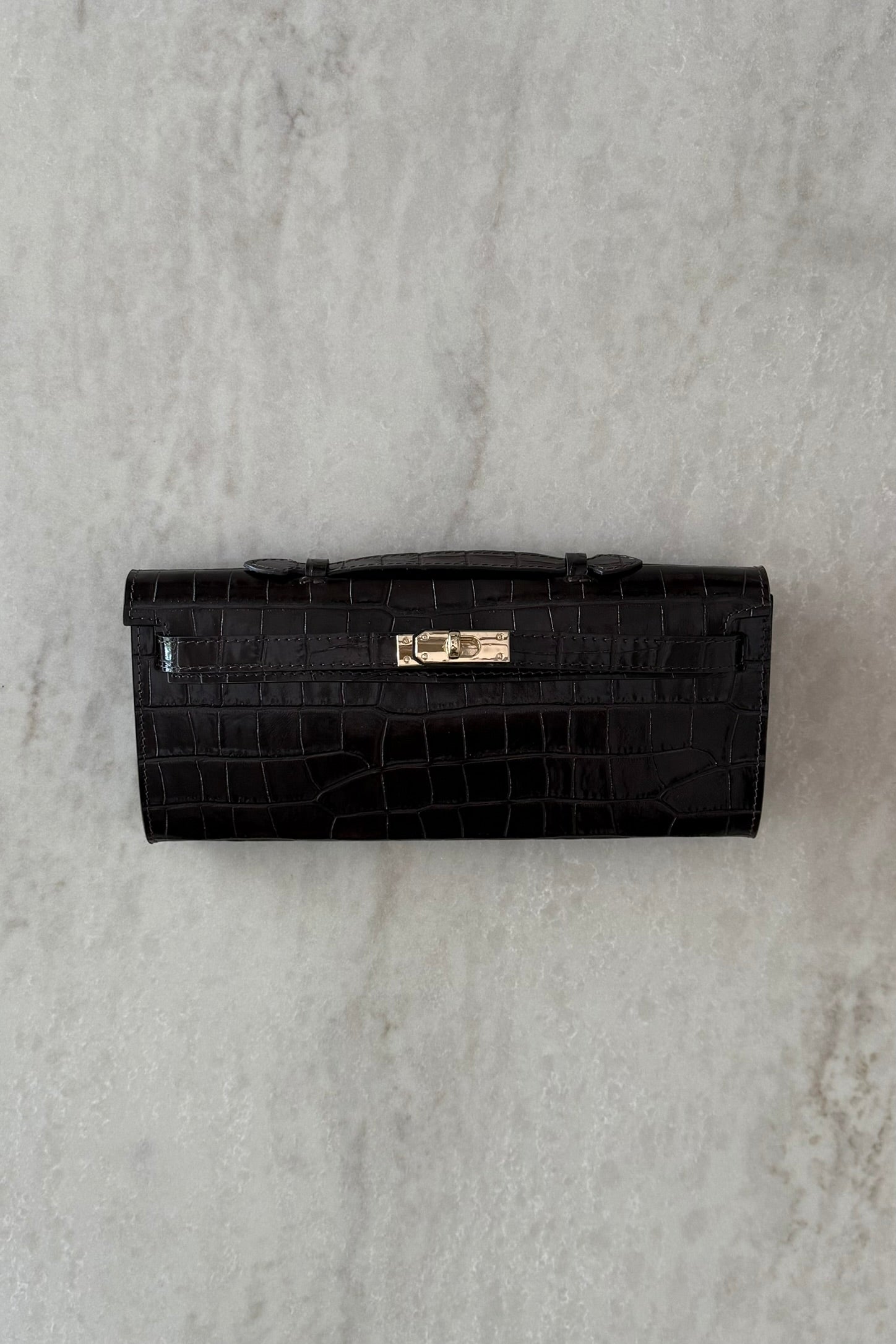Croc Clutch