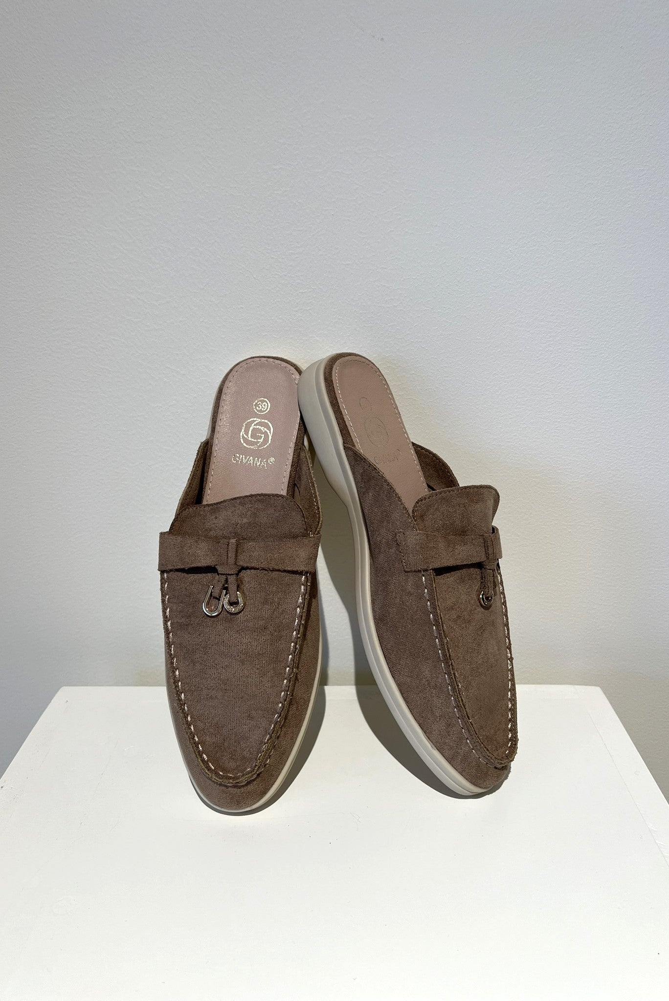 Loafers Open
