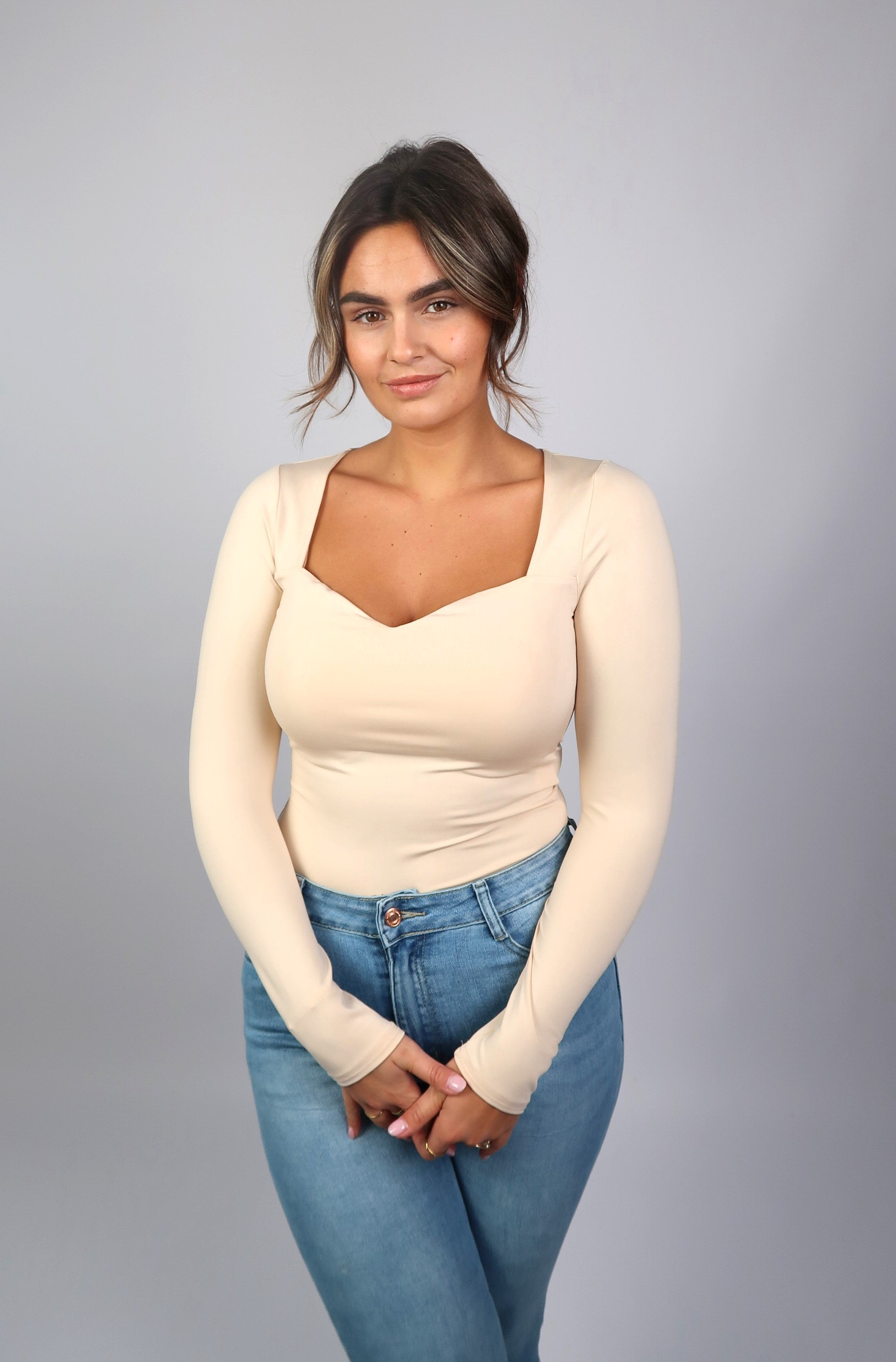 Kim Body Heart-Neck Long Sleeve