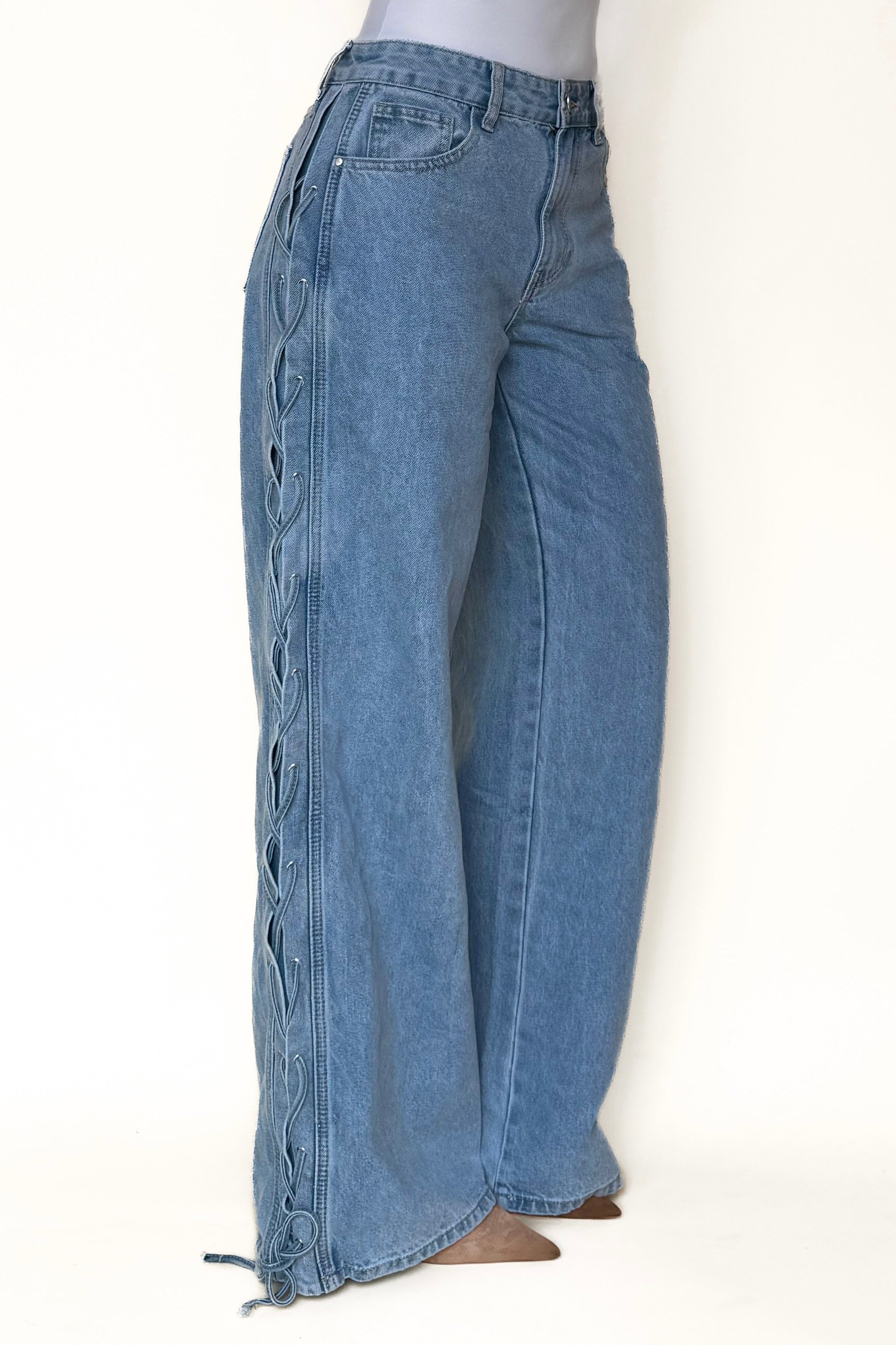 Mid Waist Wide Leg Jeans Laces