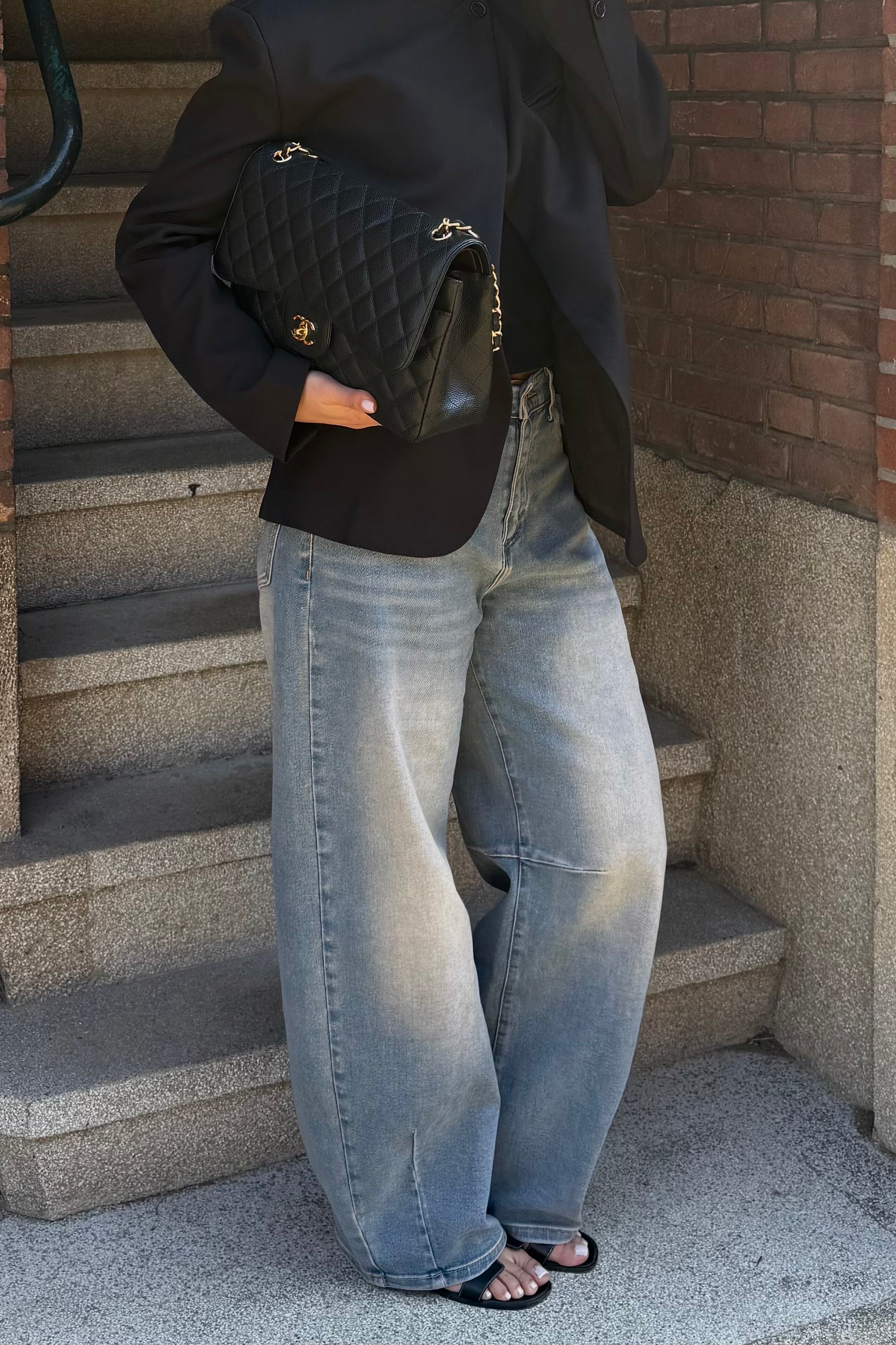 Mid Waist Barrel Jeans Sandy Blue