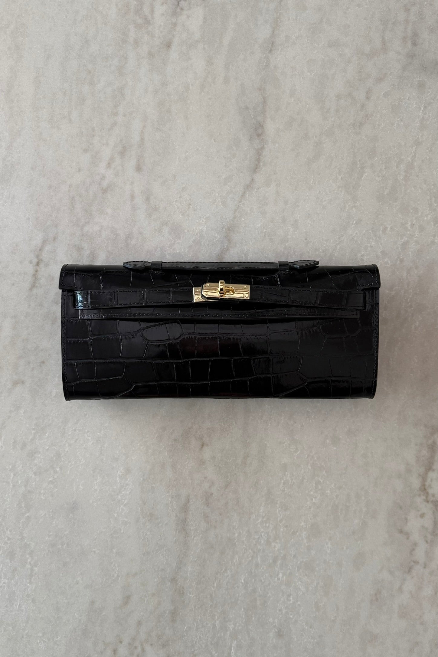 Croc Clutch