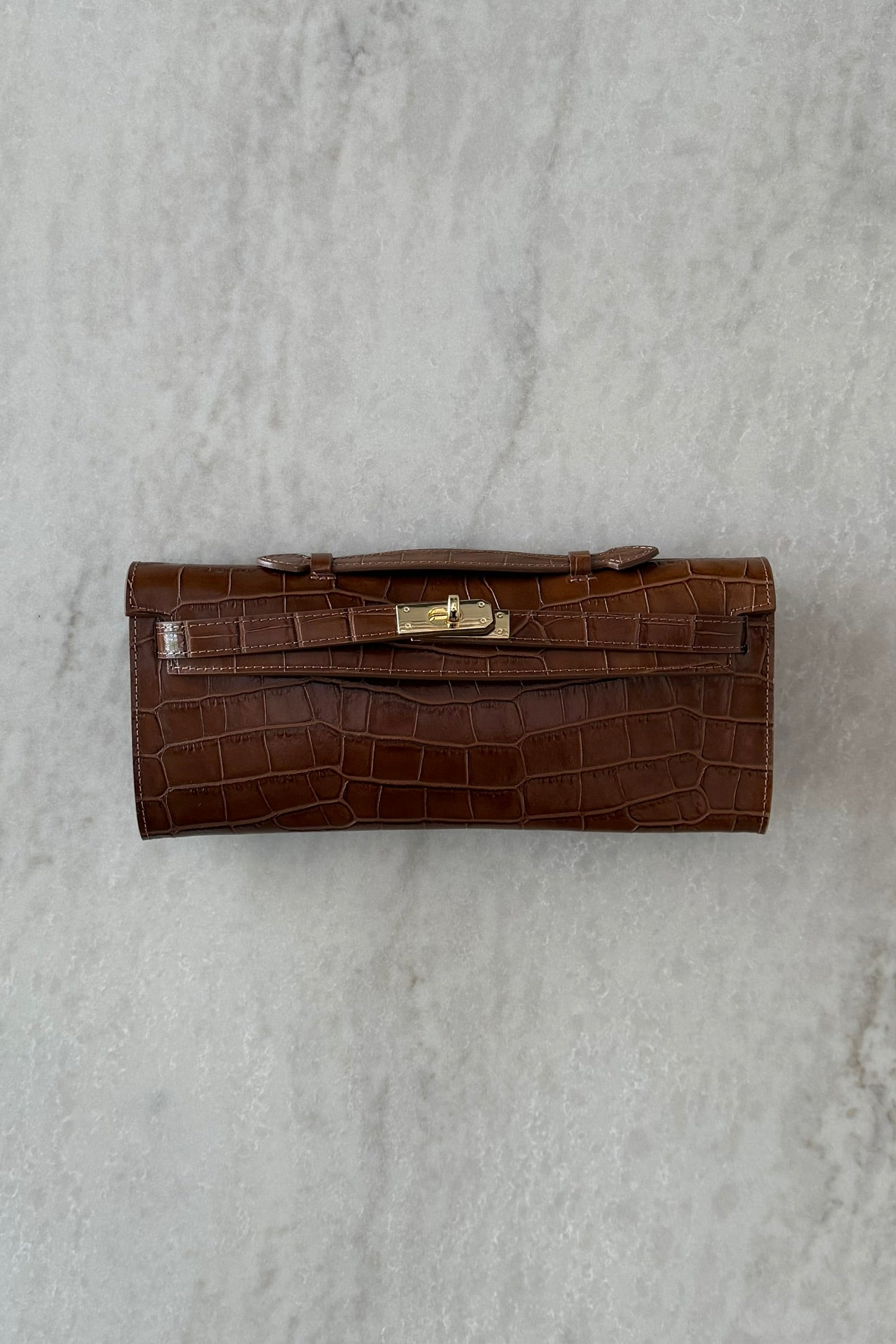 Croc Clutch