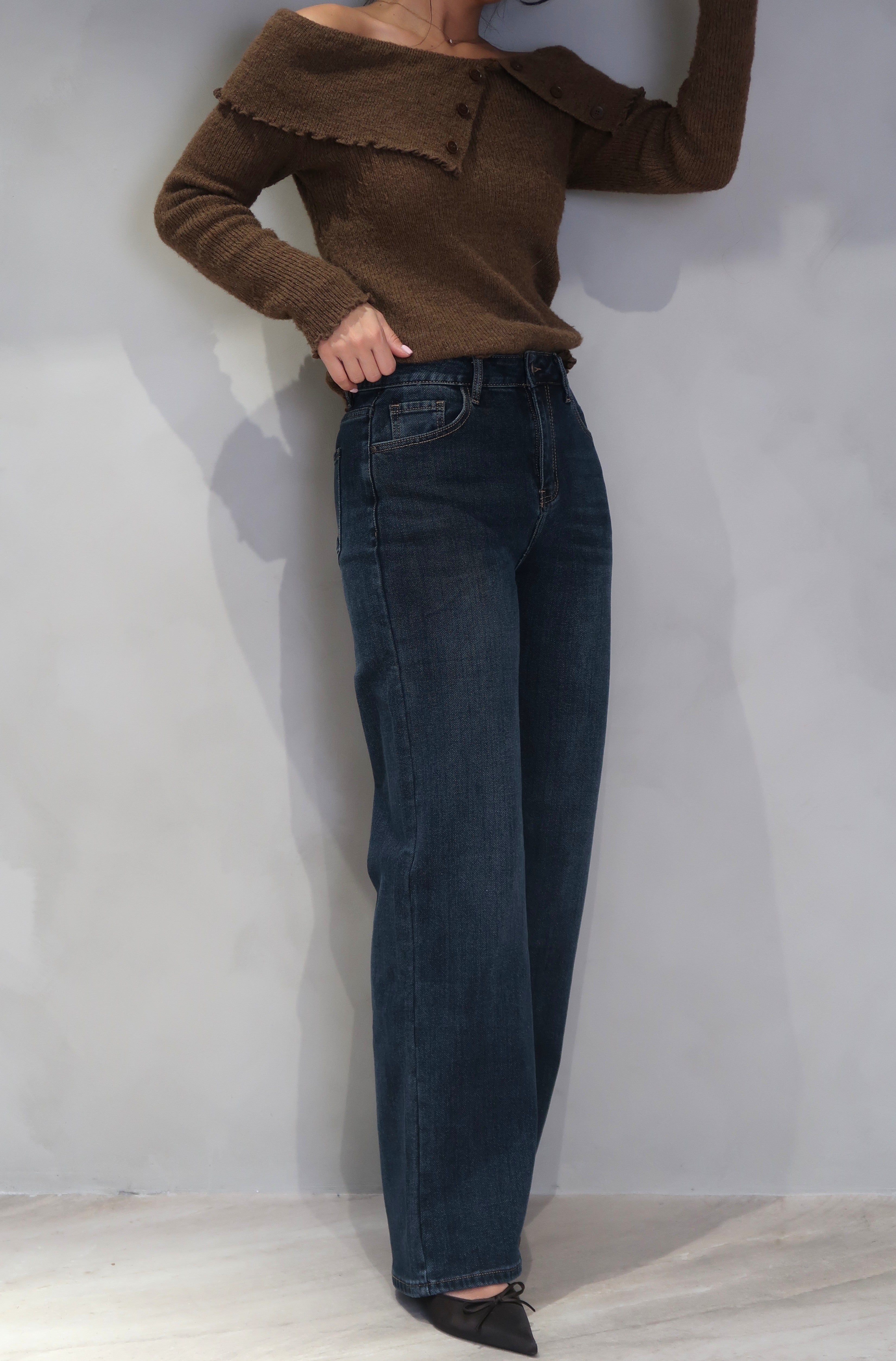 Straight Leg Jeans High Waist